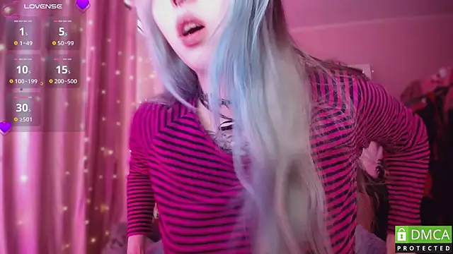 JustMeowGirl online show from May 2026 05:56:01 AM