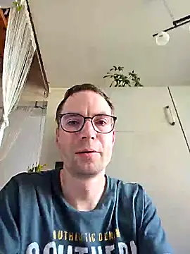 Schnubby1 online show from February 2025 01:00:02 PM