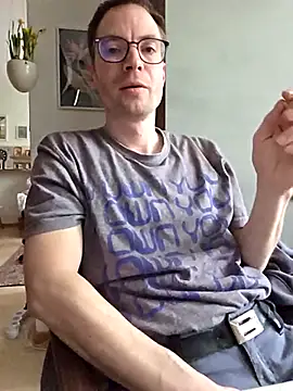 Schnubby1 online show from February 2025 03:42:02 PM