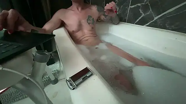 Snapshot of sissysylvia chatting on February 2025 04:35:02 PM sissysylvia online show from February 2025 04:35:02 PM