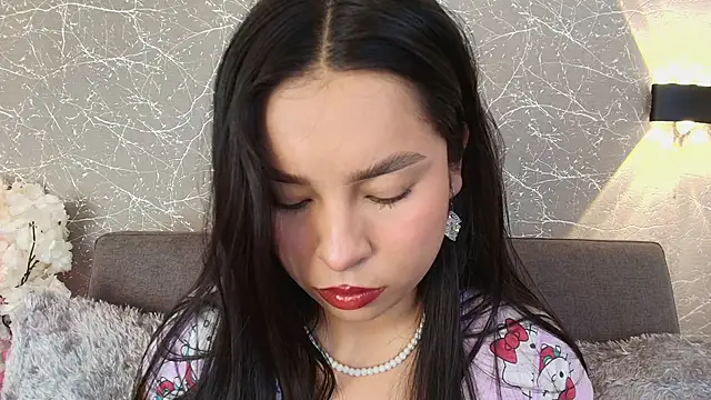 mia roux13 online show from January 2025 07:15:01 PM