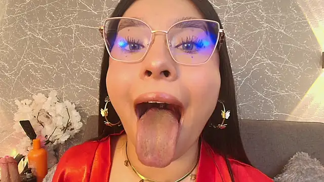 mia roux13 online show from February 2025 06:47:02 PM