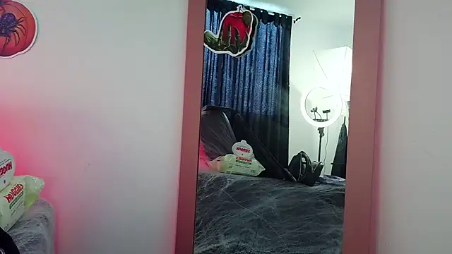 mia roux13 online show from October 2025 05:57:02 PM