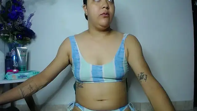 Eros Smit online show from February 2026 05:42:01 PM