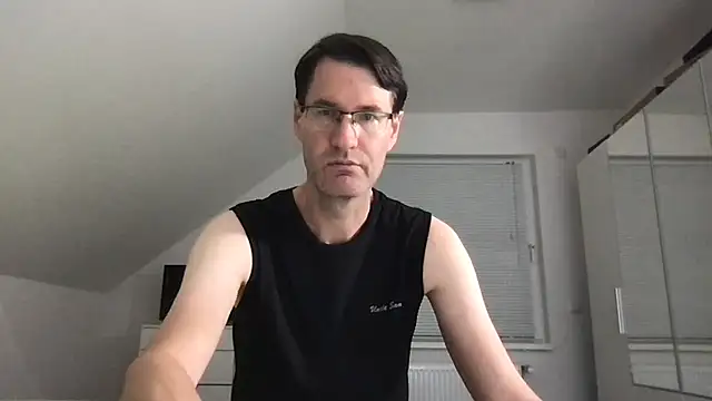 zxzx cam1 online show from October 2025 03:51:02 PM