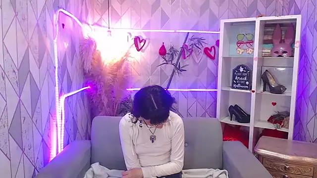 charlottemoonxz online show from November 2025 08:09:02 PM