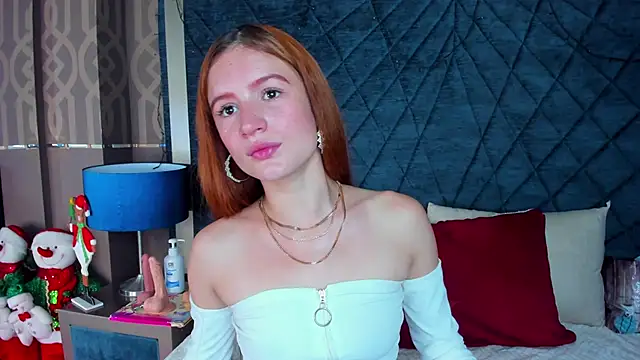 AdelaineBest online show from December 2024 01:28:02 PM