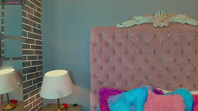 AdelaineBest online show from September 2025 04:47:01 AM