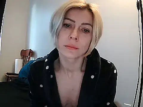 anechka1 online show from December 2024 12:45:02 PM