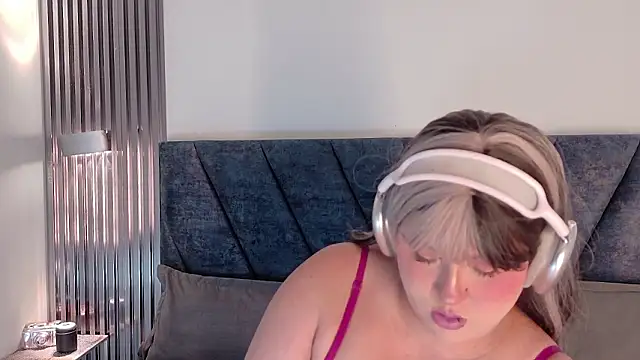 Karmilla Rosse online show from March 2026 10:33:02 AM