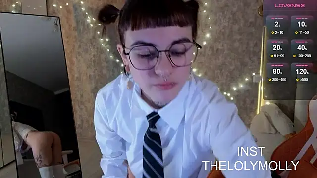 LolyMolli online show from October 2025 10:07:01 AM