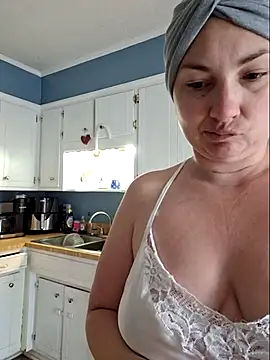 MilfyMrsRobinson online show from May 2026 01:06:01 PM