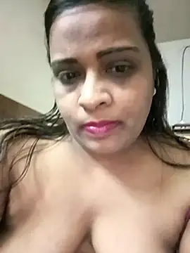 Snapshot of Love_Jenny chatting on February 2025 02:45:01 PM Love Jenny online show from February 2025 02:45:01 PM