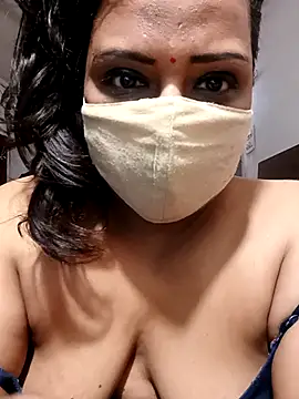 Snapshot of Love_Jenny chatting on February 2026 05:24:01 AM Love Jenny online show from February 2026 05:24:01 AM