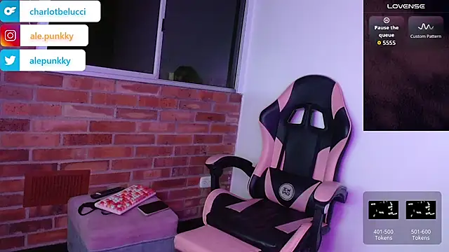 charlotbelucci  online show from November 2025 08:47:02 AM