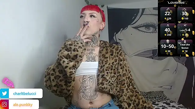 Snapshot of charlotbelucci_ chatting on May 2026 08:17:01 PM charlotbelucci online show from May 2026 08:17:01 PM