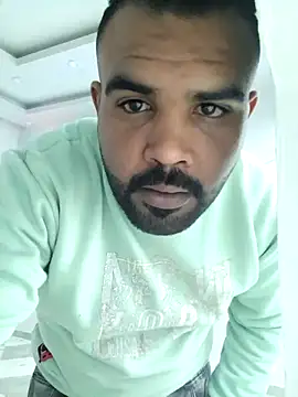 ListedLoin online show from February 2025 11:59:02 AM