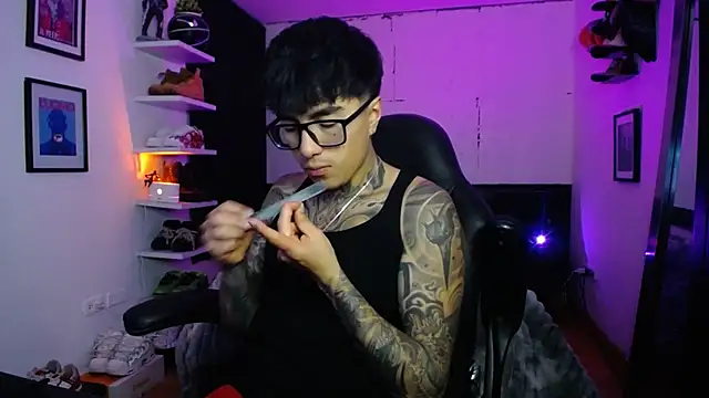 jung dragon online show from December 2025 06:19:01 AM