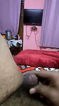 Snapshot of Loveboycurvy chatting on December 2024 07:05:02 PM Loveboycurvy online show from December 2024 07:05:02 PM