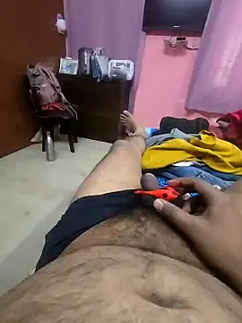 Snapshot of Loveboycurvy chatting on February 2025 08:06:01 AM Loveboycurvy online show from February 2025 08:06:01 AM