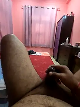 Snapshot of Loveboycurvy chatting on November 2025 02:57:01 AM Loveboycurvy online show from November 2025 02:57:01 AM