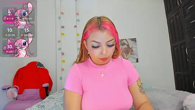 dulce kim online show from February 2025 06:42:02 PM