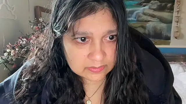 MelanieFawker online show from October 2025 02:52:02 PM