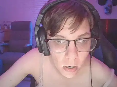 Snapshot of KaliSnow199623 chatting on December 2024 07:16:01 AM KaliSnow199623 online show from December 2024 07:16:01 AM