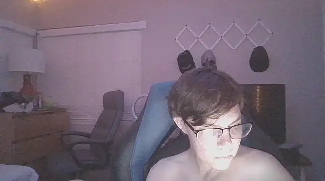 Snapshot of KaliSnow199623 chatting on February 2025 05:39:01 AM KaliSnow199623 online show from February 2025 05:39:01 AM