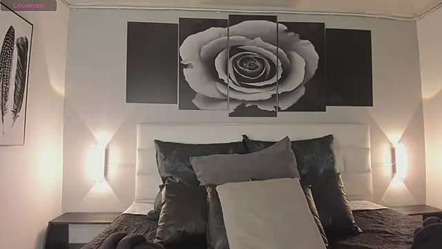 sofi bakerr online show from November 2025 11:31:01 AM