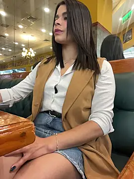 DaryRos online show from April 2026 08:17:01 PM