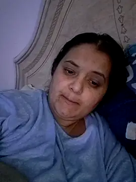 Snapshot of sarahhh1987 chatting on October 2025 06:20:01 PM sarahhh1987 online show from October 2025 06:20:01 PM