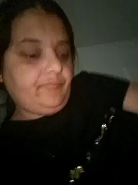 Snapshot of sarahhh1987 chatting on November 2025 06:43:01 PM sarahhh1987 online show from November 2025 06:43:01 PM