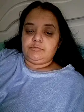 Snapshot of sarahhh1987 chatting on November 2025 06:30:01 PM sarahhh1987 online show from November 2025 06:30:01 PM