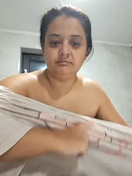 Snapshot of sarahhh1987 chatting on November 2025 01:38:02 AM sarahhh1987 online show from November 2025 01:38:02 AM