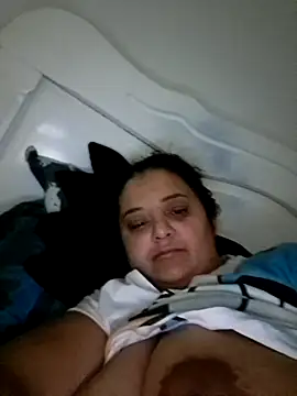 Snapshot of sarahhh1987 chatting on November 2025 03:56:01 AM sarahhh1987 online show from November 2025 03:56:01 AM