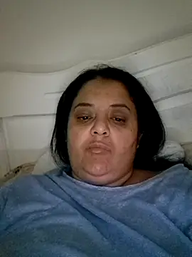 Snapshot of sarahhh1987 chatting on November 2025 06:03:02 PM sarahhh1987 online show from November 2025 06:03:02 PM