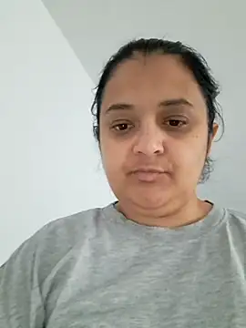 Snapshot of sarahhh1987 chatting on November 2025 09:41:02 AM sarahhh1987 online show from November 2025 09:41:02 AM