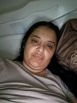 Snapshot of sarahhh1987 chatting on November 2025 09:46:02 PM sarahhh1987 online show from November 2025 09:46:02 PM