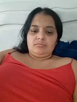 Snapshot of sarahhh1987 chatting on November 2025 10:03:01 AM sarahhh1987 online show from November 2025 10:03:01 AM