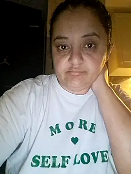 Snapshot of sarahhh1987 chatting on November 2025 05:20:01 AM sarahhh1987 online show from November 2025 05:20:01 AM