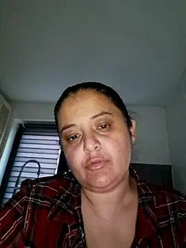 Snapshot of sarahhh1987 chatting on November 2025 12:42:01 PM sarahhh1987 online show from November 2025 12:42:01 PM