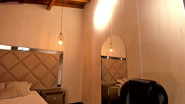 ViolettHansson online show from January 2026 06:46:02 PM