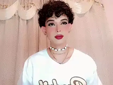 Marian LV online show from December 2025 01:32:02 AM