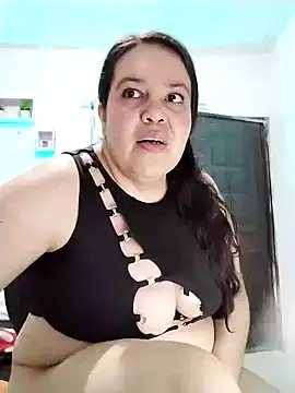 lunanataly online show from January 2025 11:40:01 PM