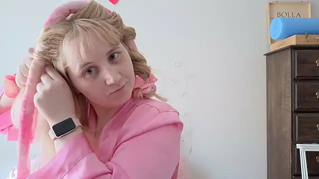 Snapshot of Glitch_Witch chatting on May 2026 04:03:01 PM Glitch Witch online show from May 2026 04:03:01 PM
