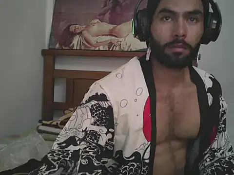 hideonbush051 online show from December 2025 04:13:01 PM