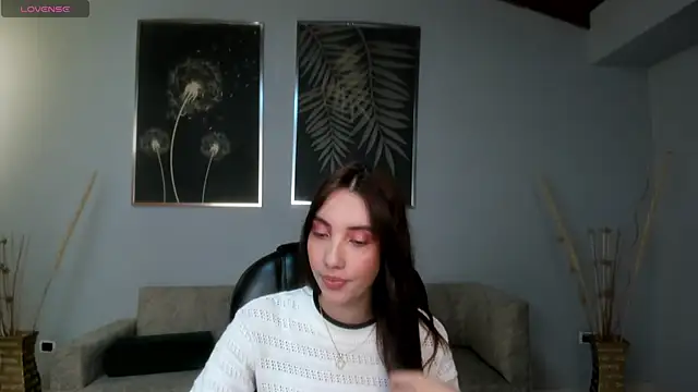 AnaisNin online show from November 2025 03:34:01 AM