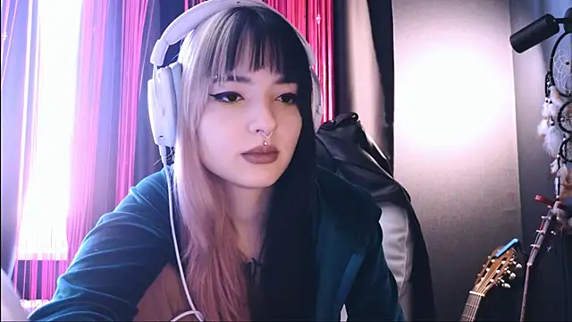 Avi Nile online show from September 2025 04:24:01 AM