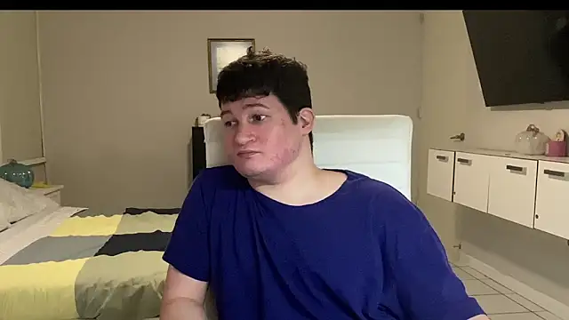 Lorenzo hernandez online show from November 2025 05:45:02 PM